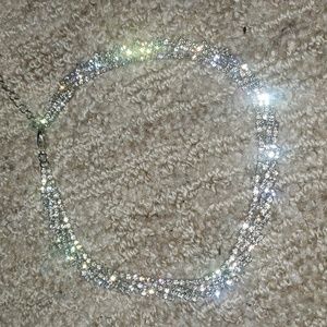 Beautiful 1950s crystal chocker necklace